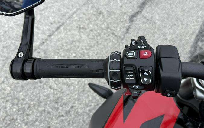 2026 BMW R 1300 R