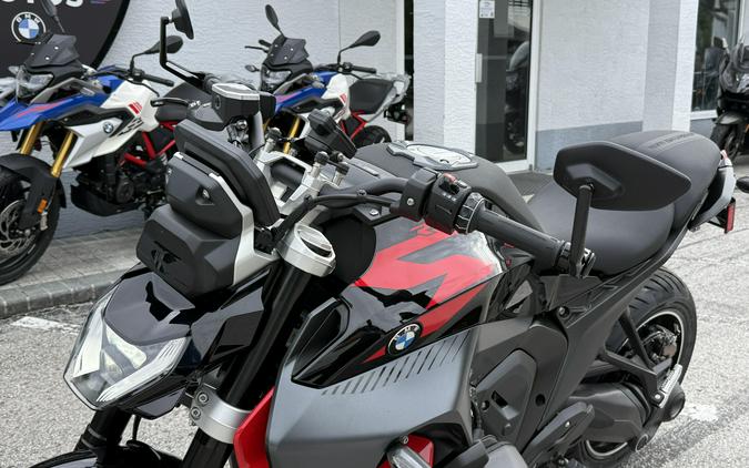 2026 BMW R 1300 R