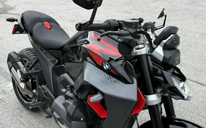 2026 BMW R 1300 R