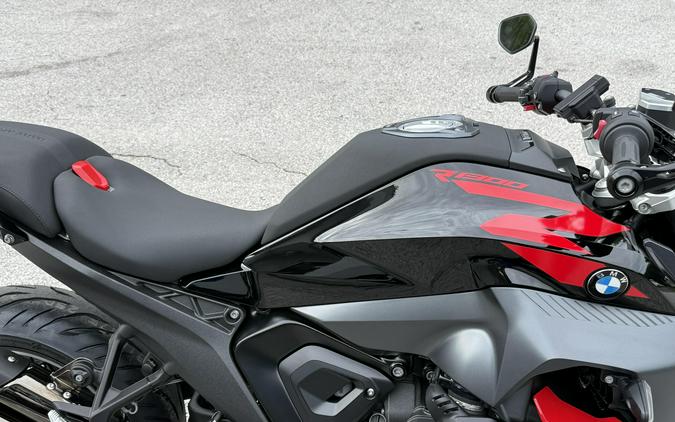 2026 BMW R 1300 R