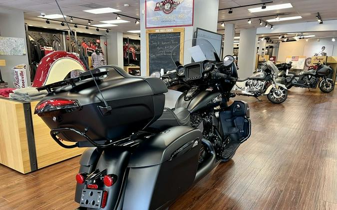 2023 Indian Motorcycle® Roadmaster® Dark Horse® Black Smoke