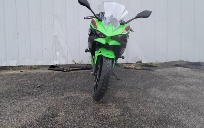 2024 Kawasaki Ninja® 500 KRT Edition SE ABS