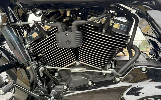 2025 Harley-Davidson FLHX - Street Glide