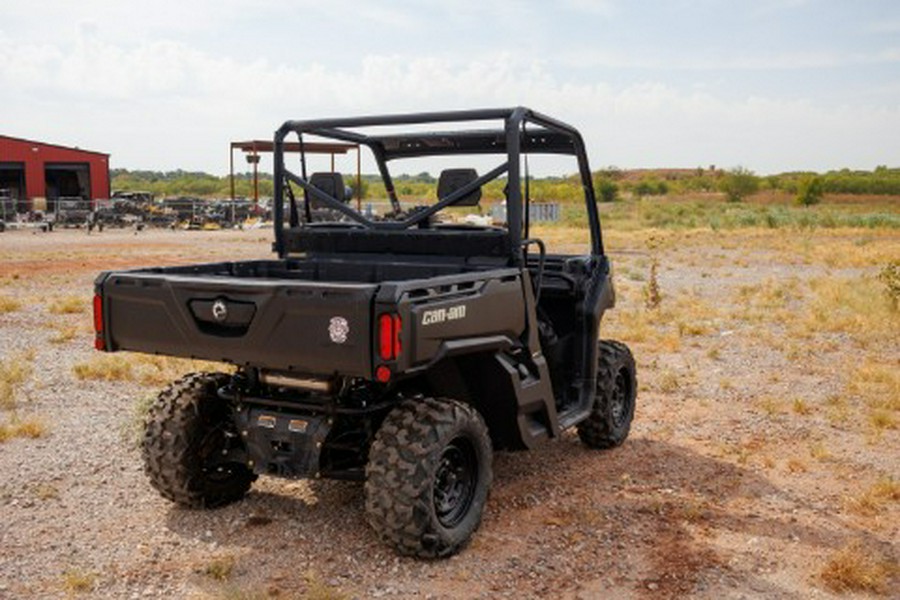 2025 Can-Am Defender HD9