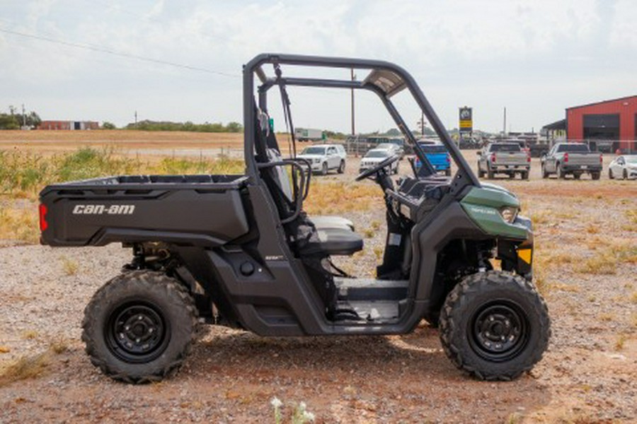 2025 Can-Am Defender HD9