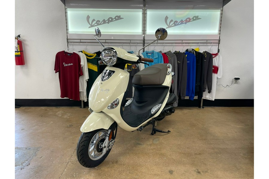 2025 Buddy 125 French Vanilla - Genuine Scooter