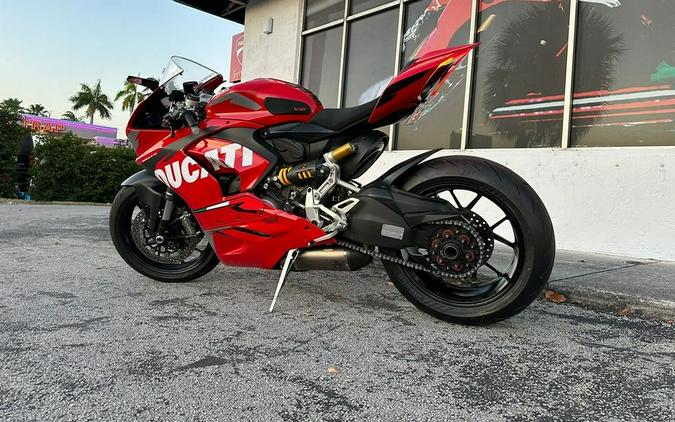 2021 Ducati Panigale V2 Ducati Red