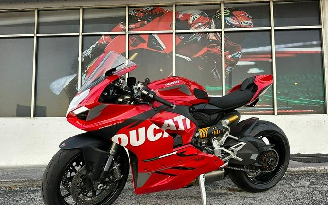 2021 Ducati Panigale V2 Ducati Red