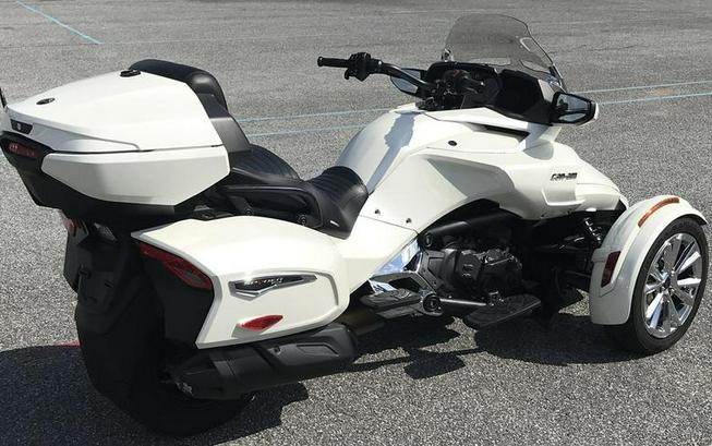 2017 Can-Am® Spyder® F3 Limited 6-Speed Semi-Automatic (SE6)