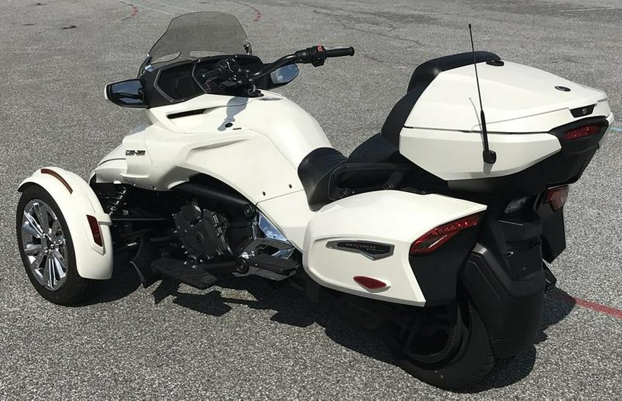 2017 Can-Am® Spyder® F3 Limited 6-Speed Semi-Automatic (SE6)