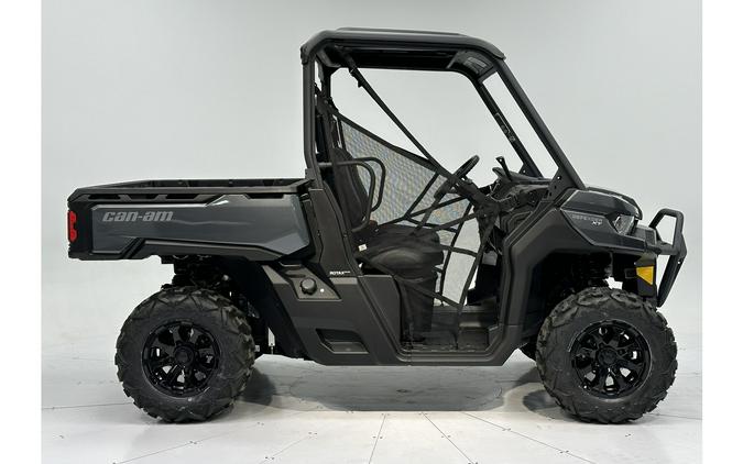 2024 Can-Am Defender XT HD7