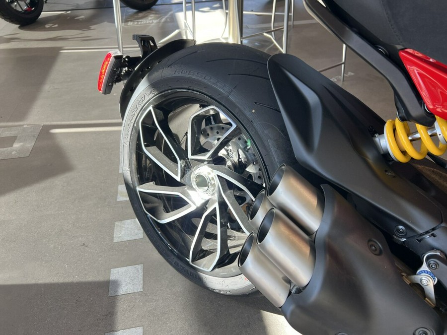 2025 Ducati Diavel V4