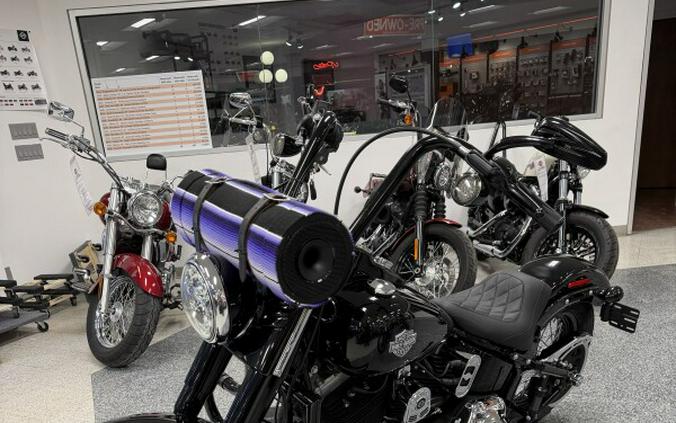 2015 Harley-Davidson® Softail Slim® Vivid Black