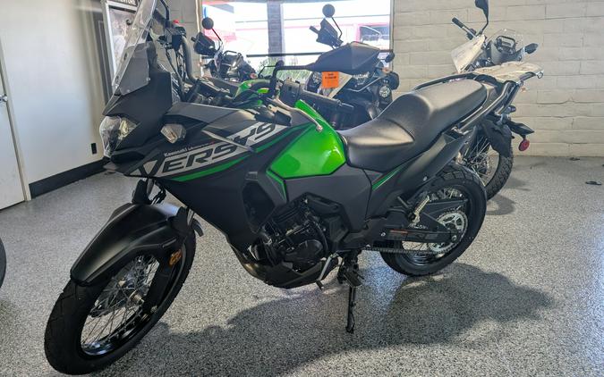 2025 Kawasaki Versys-X 300 ABS CA Candy Lime Green/Metallic Flat Spark Black - A20144