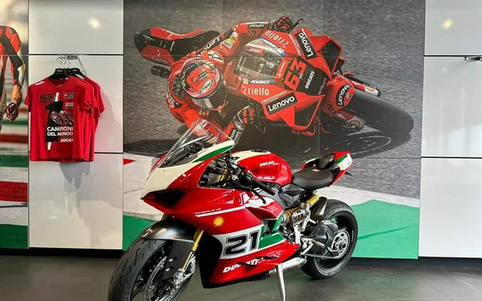 2022 Ducati Panigale V2 Bayliss 1St Championship 20Th Annivers