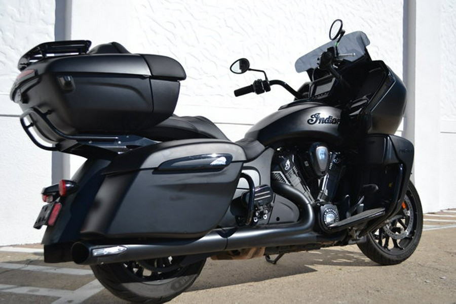 2024 Indian Pursuit Dark horse