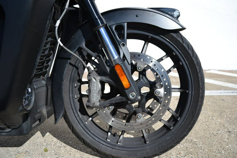 2024 Indian Pursuit Dark horse