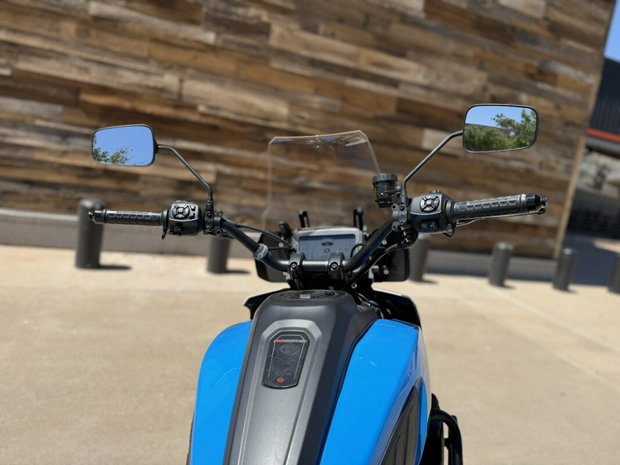 2022 Harley-Davidson® Pan America™ 1250 Special Fastback Blue/White Sand Pearl