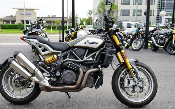 2023 Indian FTR R 1200 CARBON