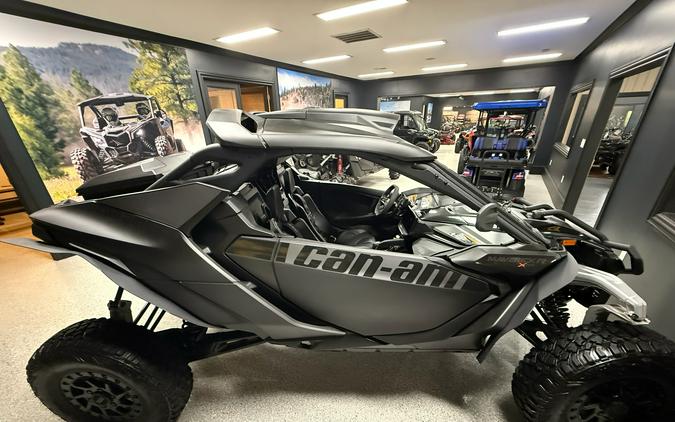 2024 Can-Am Maverick R X RS with Smart-Shox