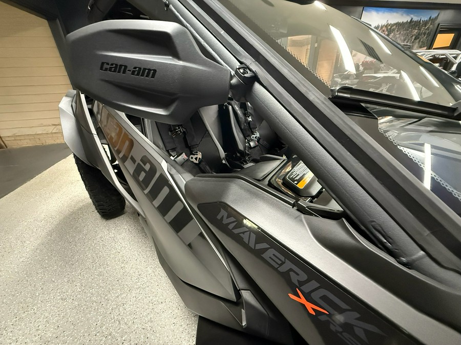 2024 Can-Am Maverick R X RS with Smart-Shox