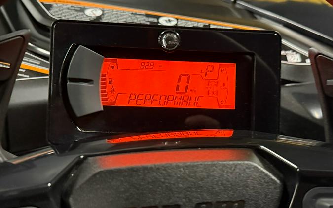 2024 Can-Am Maverick R X RS with Smart-Shox