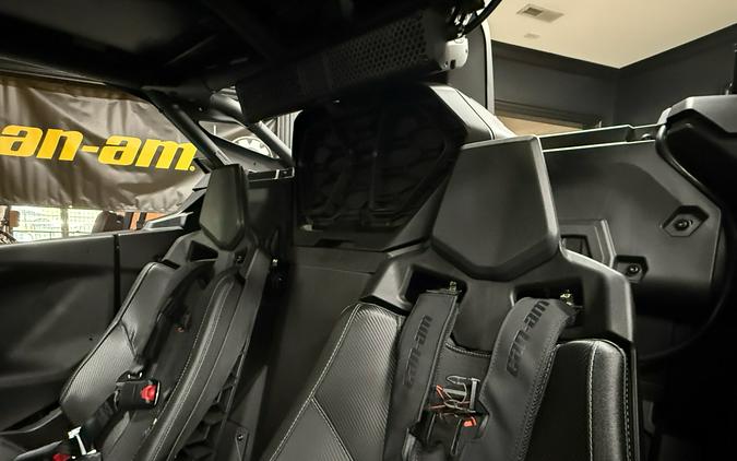 2024 Can-Am Maverick R X RS with Smart-Shox