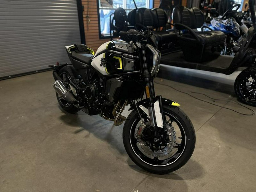 2023 CFMoto 700CL-X Sport