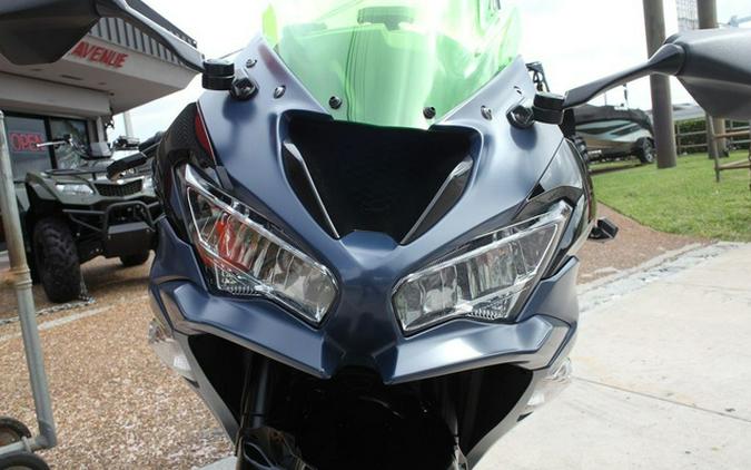 2023 Kawasaki Ninja ZX-6R Metallic Matte Twilight Blue/Metalli