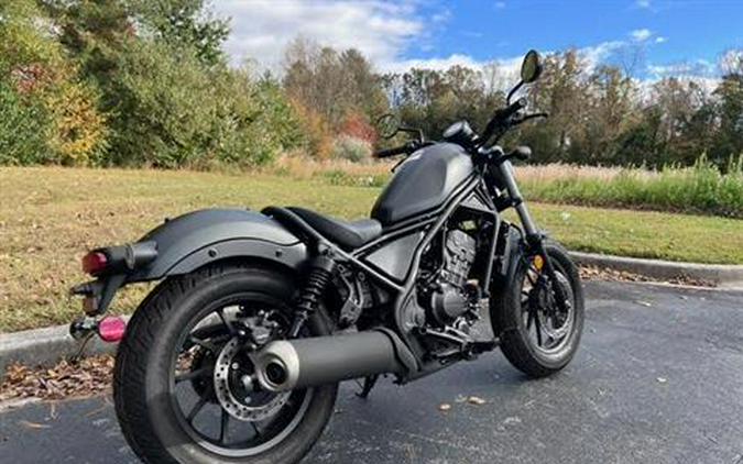 2025 Honda CB300R ABS