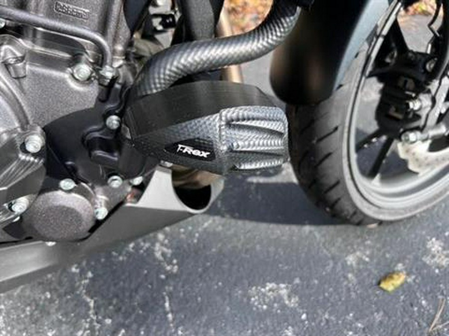 2025 Honda CB300R ABS