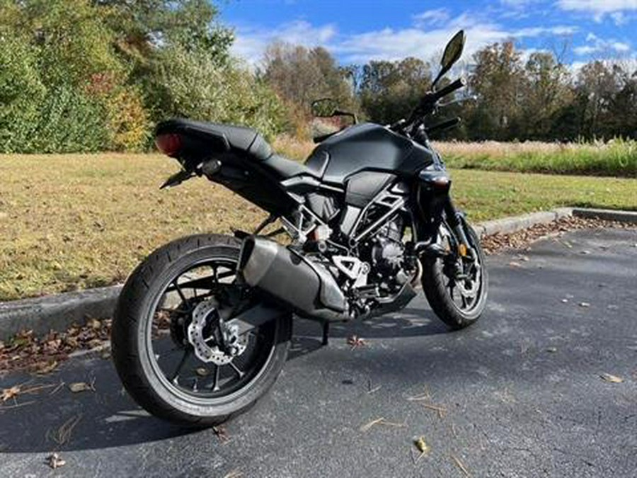 2025 Honda CB300R ABS