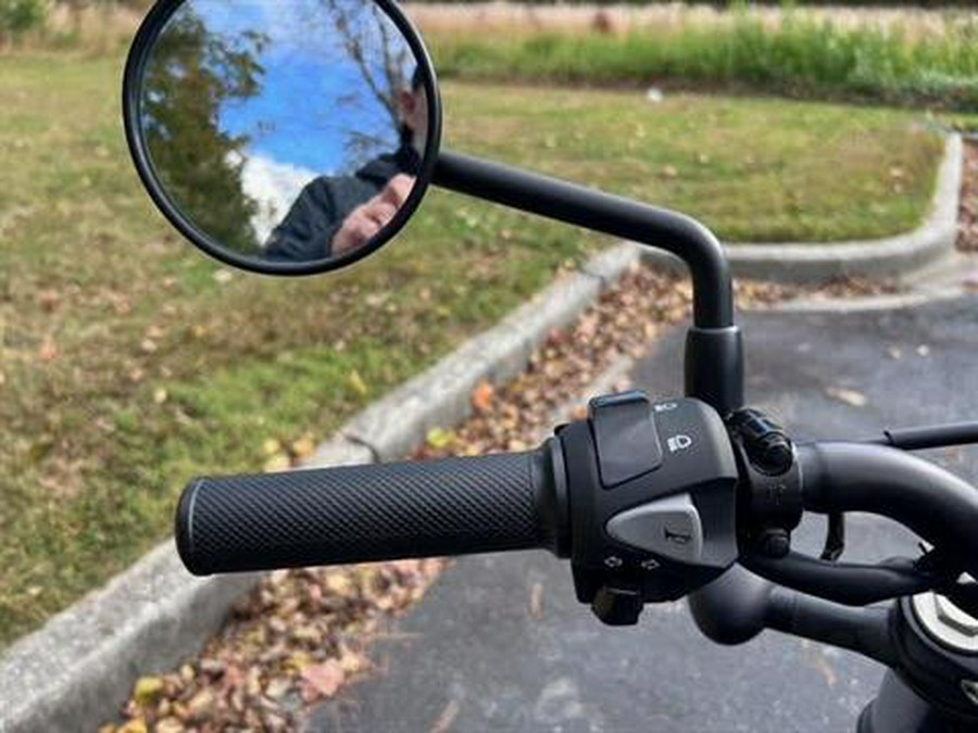 2025 Honda CB300R ABS