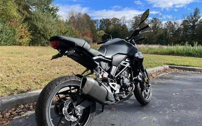 2025 Honda CB300R ABS