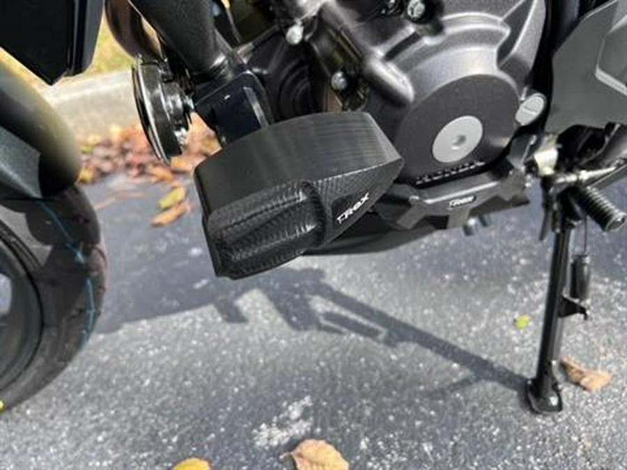 2025 Honda CB300R ABS