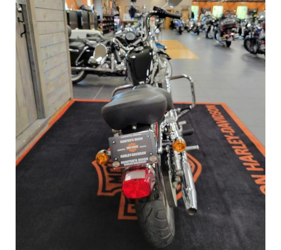 2003 Harley-Davidson® XLH883 - Sportster® Hugger 883®