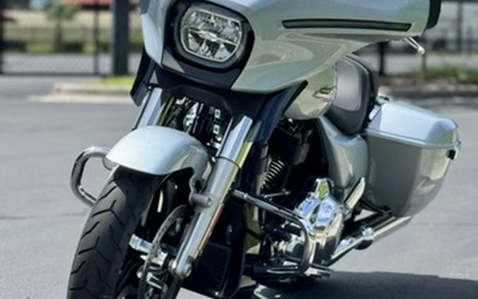 2025 Harley-Davidson FLHX - Street Glide