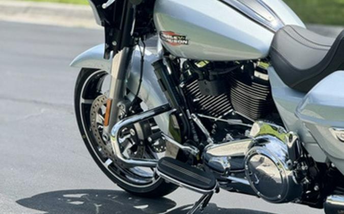 2025 Harley-Davidson FLHX - Street Glide