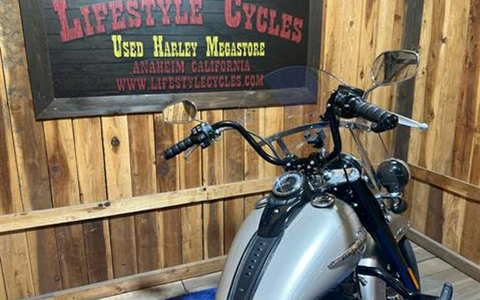 2018 Harley-Davidson Heritage Classic 114