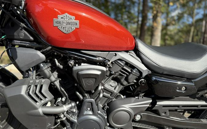 RH975 2025 Nightster™