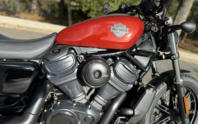 RH975 2025 Nightster™