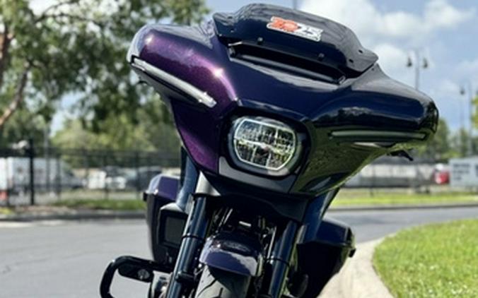 2025 Harley-Davidson FLHX - Street Glide