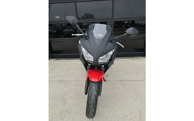 2015 Honda CBR® 300R