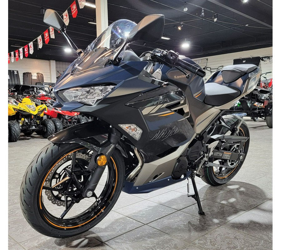 2023 Kawasaki Ninja 400