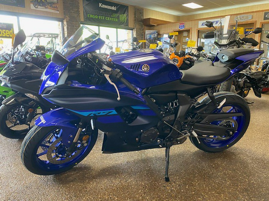 2024 Yamaha YZF R7 TEAM YAMAHA BLUE