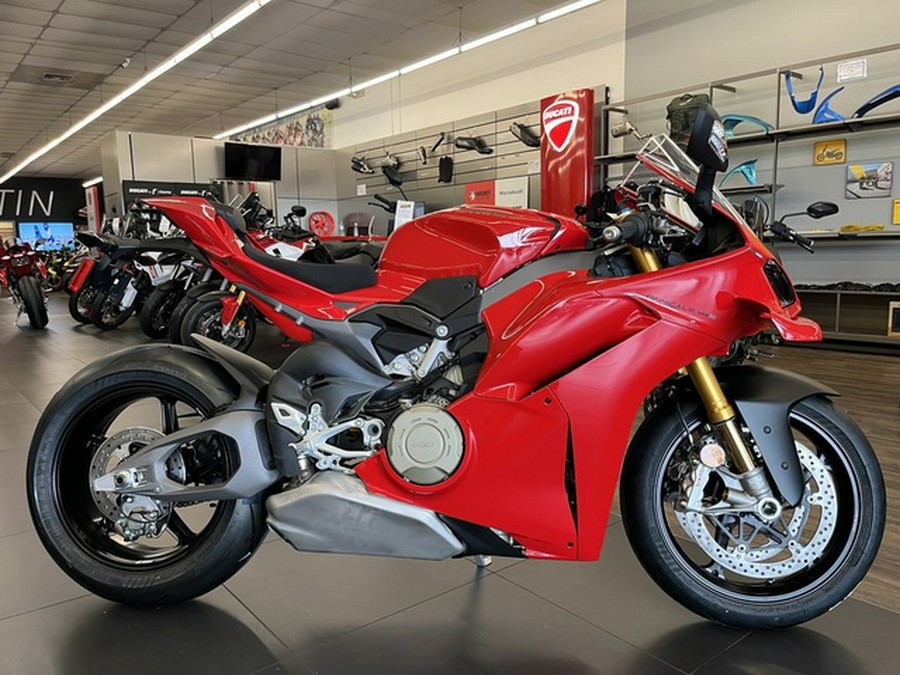 2025 Ducati Panigale V4 S Ducati Red
