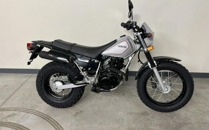 2026 Yamaha TW200 (TW200T2)