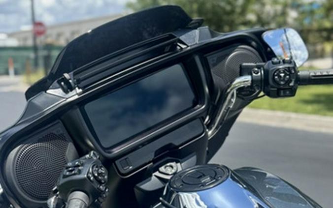 2025 Harley-Davidson FLHX - Street Glide