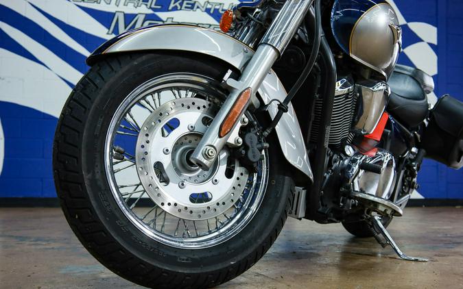 2006 Kawasaki Vulcan® 900 Classic LT