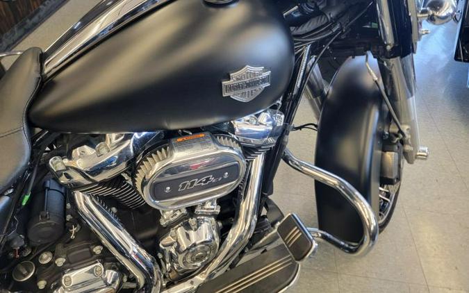 2022 Harley-Davidson FLHXS Street Glide Special